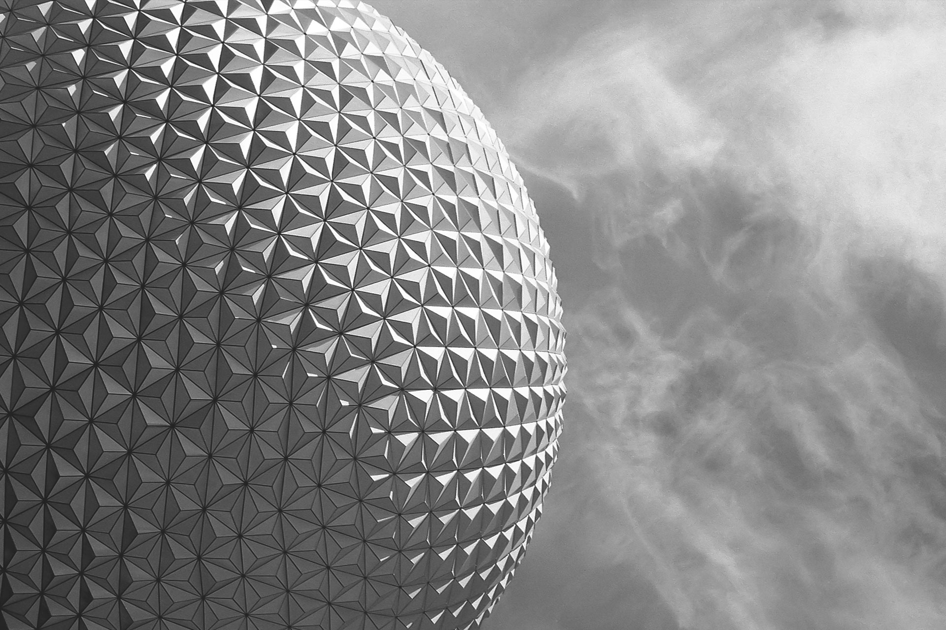 QUISQUE LOREM TORTOR